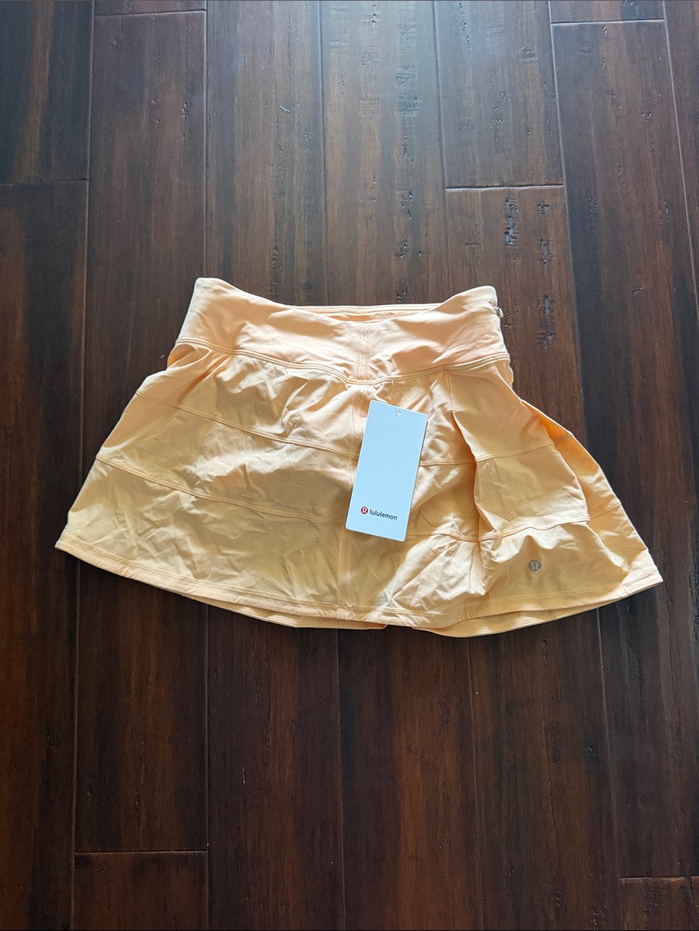 lululemon athletica Peach tennis skirt brand new - Picture 1 of 6